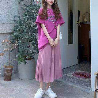 Set: Short Sleeve Letter Print Oversized T-shirt + Pleated Midi A-line Skirt