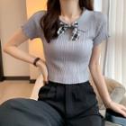 Short-sleeve Collared Bow Knit Crop Top
