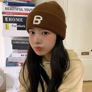 B Letter Knit Hat