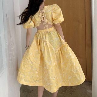Puff-sleeve Cropped Blouse / High-waist Midi Skirt