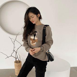 Patch-front Slit-hem Sweatshirt