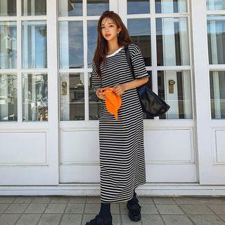 Round-neck Striped Maxi T-shirt Dress