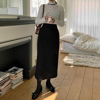 Button-detail Boucle Long Skirt