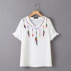 Pepper Embroidered V-neck Short-sleeve T-shirt