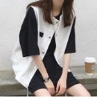 Short-sleeve T-shirt / Button Vest