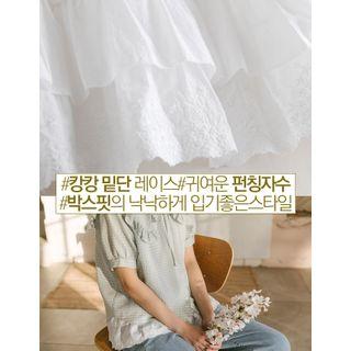 Eyelet-lace Ruffle-hem Sleeveless Top White - One Size