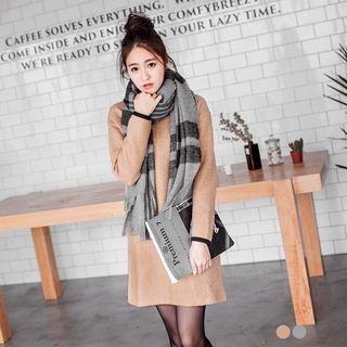 Set: Long Sleeve T-shirt + Woolen Shift Dress