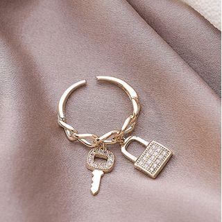 Rhinestone Lock & Key Open Ring Gold - One Size