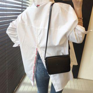 Striped Trim Slit-back Shirt