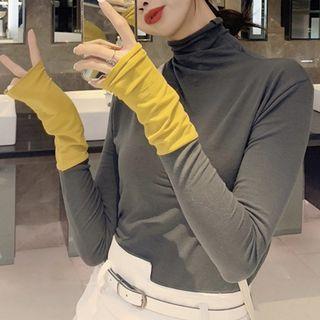 Long-sleeve Two-tone Mock Neck T-shirt
