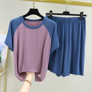 Set: Raglan-sleeve T-shirt + Shorts