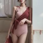 Color Paneled Wired Swimsuit
