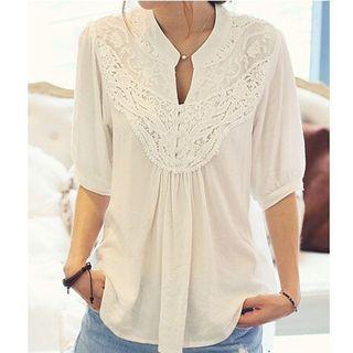 Short-sleeve V-neck Panel Lace T-shirt