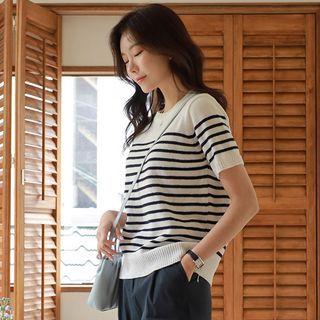 Round-neck Stripe Boucl  Knit Top
