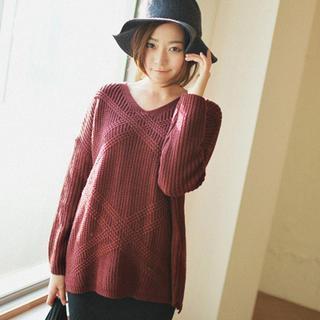 Drop-shoulder Slit-hem Sweater