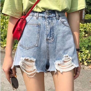 Distressed Pocket Accent Denim Shorts