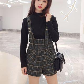 Long-sleeve Mock Neck T-shirt / Plaid Jumper Shorts