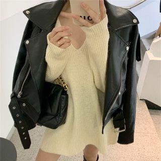 Plain V-neck Sweater / Faux-leather Biker Jacket