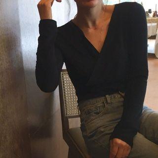 Long-sleeve V-neck T-shirt Black - One Size