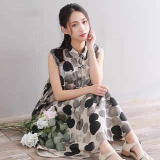 Sleeveless Dotted Frog Buttoned Midi Dress