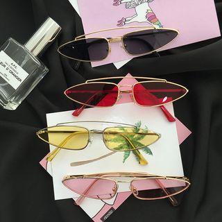 Pointy Frame Sunglasses