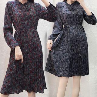 Printed Tie-neck Long-sleeve Dress