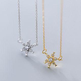 925 Sterling Silver Rhinestone Snowflake Necklace