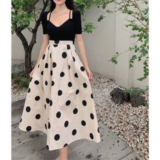 Short-sleeve Plain Top / Dot Print Midi Skirt