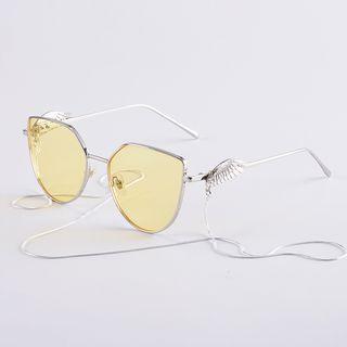 Chain Detail Cat Eye Sunglasses