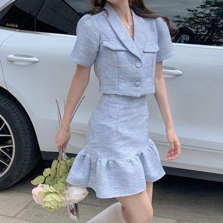 Short-sleeve Cropped Blazer / A-line Skirt