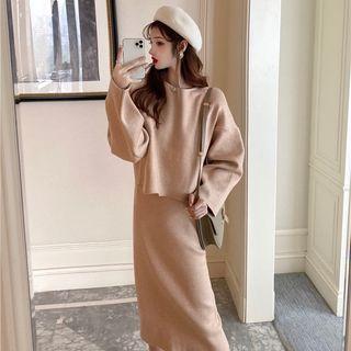 Set: Plain Sweater + Straight-fit Knit Skirt