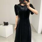 Short-sleeve Plain Velvet Dress