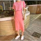 Short-sleeve Plain T-shirt / Straight Fit Midi Skirt