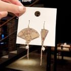 Non-matching Faux Pearl Alloy Fan Fringed Dangle Earring 1 Pair - E1610 - Gold - One Size