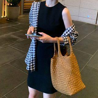 Sleeveless Mini Dress / Short-sleeve Dress