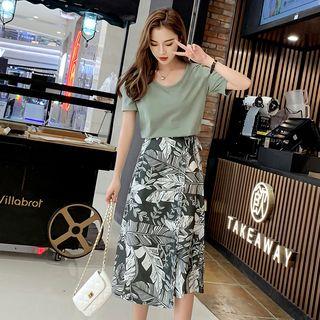 Set: Short Sleeve Plain T-shirt + Print Wrapped Skirt