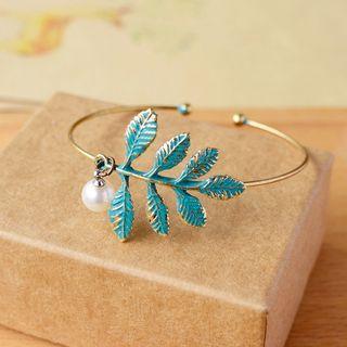 Leaf Faux-pearl Bangle