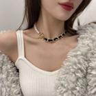 Faux Pearl Chained Choker Gold - One Size