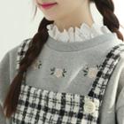 Lace-trim Rose Embroidery Sweatshirt