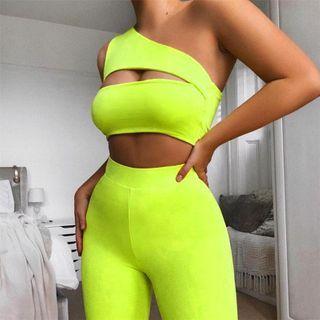 Set: One-shoulder Cropped Sports Tank Top + Bicycle Shorts