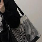 Geometric Print Canvas Shoulder Bag Black - One Size