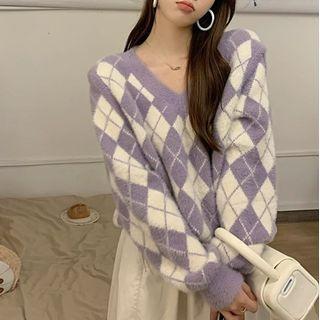 Argyle V-neck Detachable-sleeve Sweater