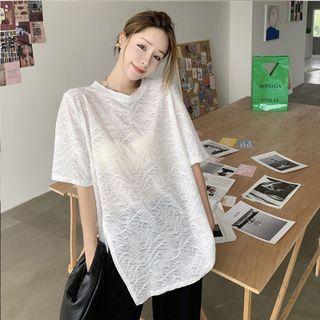 Embossed Loose-fit Light T-shirt