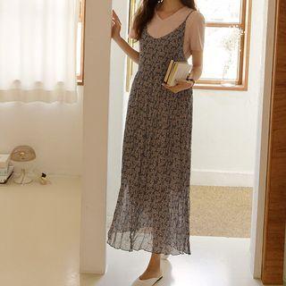 Spaghetti Strap Crinkled Maxi Floral Dress