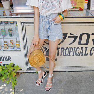 Fray-hem Denim High-waist Shorts With Sash