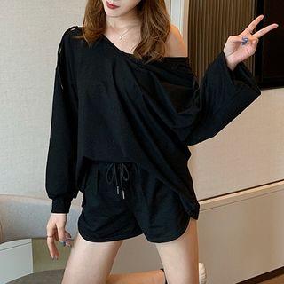 Set:plain V-neck Long-sleeve Top + High-waist Drawcord Shorts