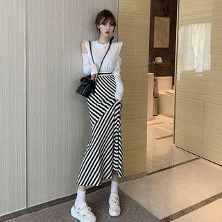 Plain Off-shoulder Top / Asymmetric Striped High-waist Skirt