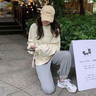 Crew-neck Pullover / Cropped Harem Pants / Set