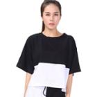 Short-sleeve Cropped Paneled T-shirt
