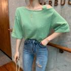 3/4-sleeve Asymmetric Cold Shoulder T-shirt